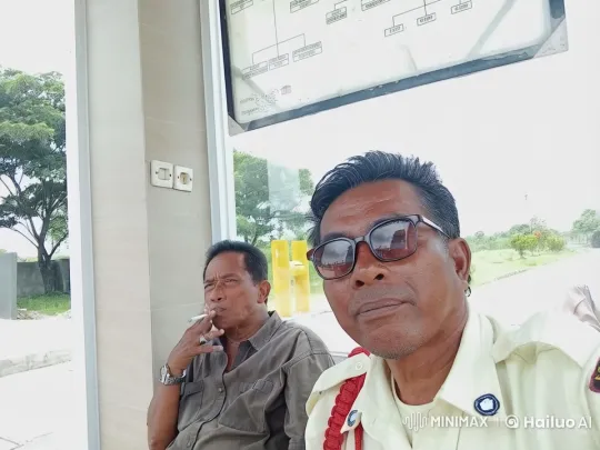 Two Men Wait Calmly at a Scenic Bus Stop – AI Generated Video | Hailuo AI