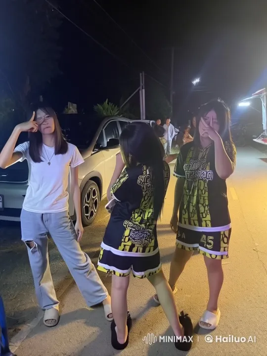 Nighttime Street Kung Fu Performance by Three Girls – AI Generated Video | Hailuo AI