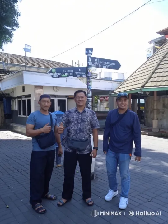Three Men Prepare for a Friendly Kung Fu Contest – AI Generated Video | Hailuo AI