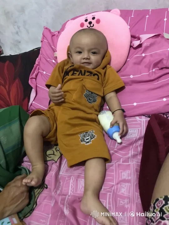 Child in Kenzo Outfit Shows Off Animated Kung Fu Skills – AI Generated Video | Hailuo AI