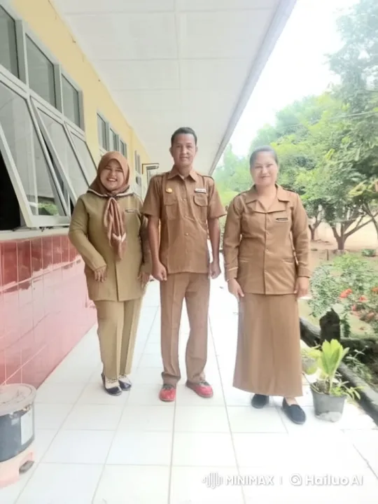 Live2D Video: Martial Arts Performance by Trio in Brown Uniforms – AI Generated Video | Hailuo AI