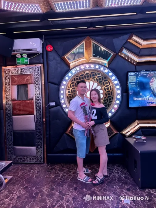 Couple's Live2D Kung Fu Performance in Illuminated Room – AI Generated Video | Hailuo AI