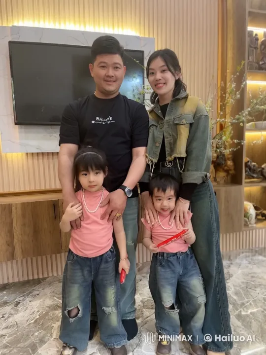 Family Demonstrates Martial Arts Skills in Dynamic Sequence – AI Generated Video | Hailuo AI