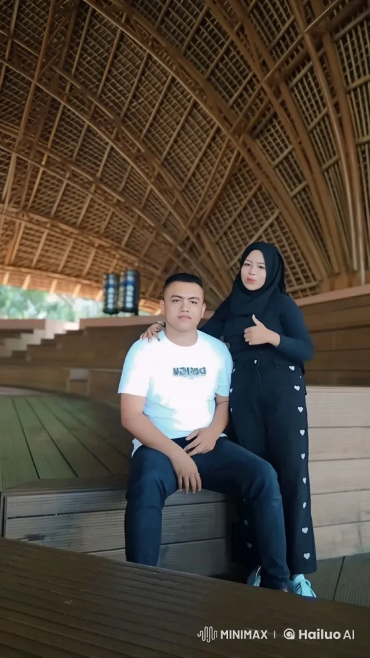 Couple Poses in Wooden Structure with Live2D Animation – AI Generated Video | Hailuo AI