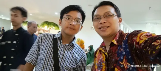 Traditional Batik Shirts, Kung Fu Mastery in Live2D – AI Generated Video | Hailuo AI