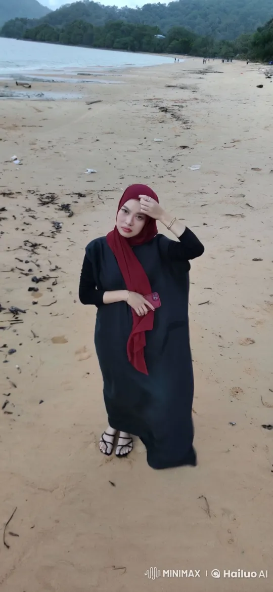 Woman Struts Gracefully on Beach in Long Gown – AI Generated Video | Hailuo AI