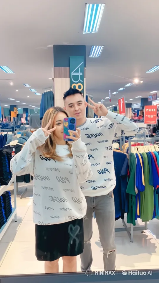 Couple's Dynamic Kung Fu Battle in Clothing Store – AI Generated Video | Hailuo AI
