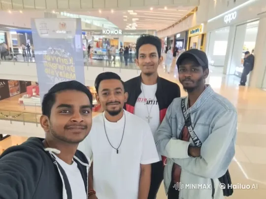Four Friends Display Martial Arts Skills in Mall – AI Generated Video | Hailuo AI