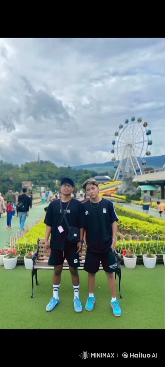 Live2D Animated Kungfu Battle in Vibrant Park Setting – AI Generated Video | Hailuo AI