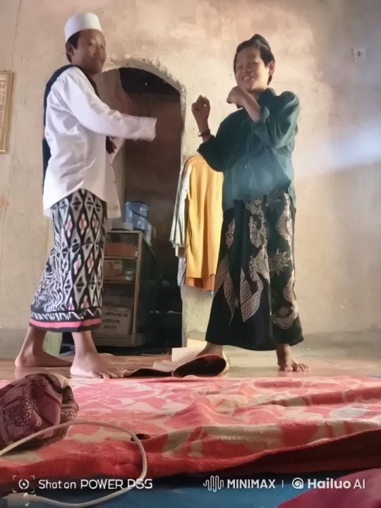 Traditional Attire Kungfu Practitioners Sparring in Rustic Setting – AI Generated Video | Hailuo AI