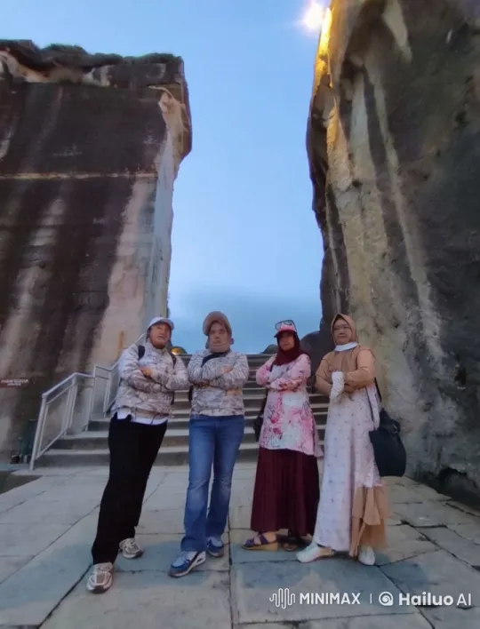 Kung Fu Masters in Rock Formation Fight Sequence – AI Generated Video | Hailuo AI