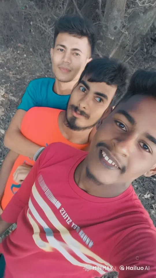 Three Individuals in a Lively Outdoor Setting – AI Generated Video | Hailuo AI