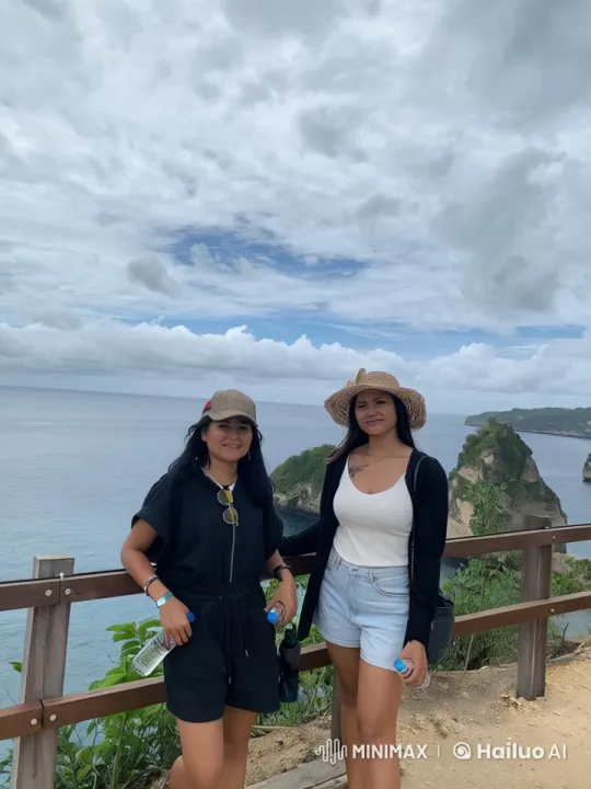 Women Practicing Kungfu on Cliffside Overlooking the Ocean – AI Generated Video | Hailuo AI