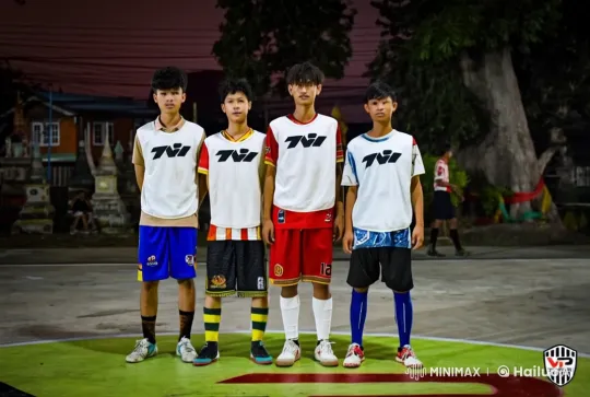 Live2D Animation: Boys' Martial Arts Battle on a Soccer Court – AI Generated Video | Hailuo AI