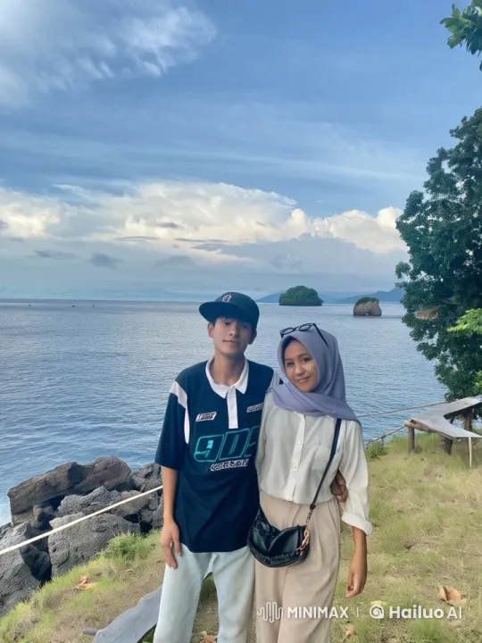 Couple Performs Kung Fu in Scenic Coastal Setting – AI Generated Video | Hailuo AI