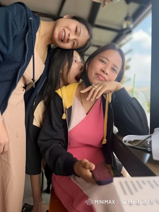 Kung Fu Sparring Trio Showcases Skills in Modern Café Setting – AI Generated Video | Hailuo AI