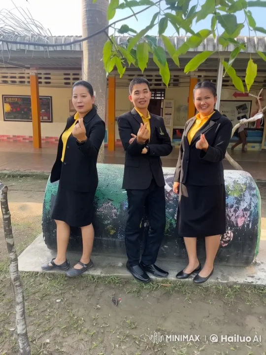 Live2D Animated Kungfu Trio in Formal Suits – AI Generated Video | Hailuo AI