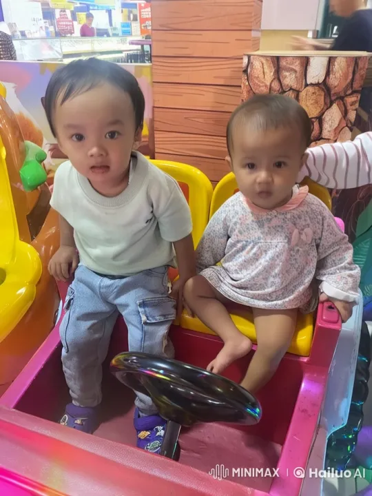 Children Display Playful Kung Fu Skills in Live2D Animation – AI Generated Video | Hailuo AI