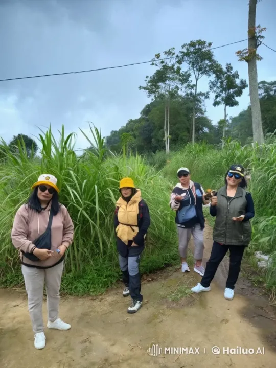 Kungfu Practitioners Showcase Skills in Forest Setting – AI Generated Video | Hailuo AI