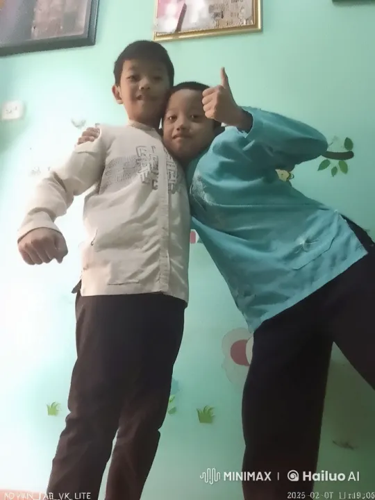 Children's Dynamic Kung Fu Performance in Animated Room – AI Generated Video | Hailuo AI