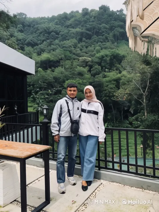 Balcony Kungfu Duel in Lush Forest Setting – AI Generated Video | Hailuo AI