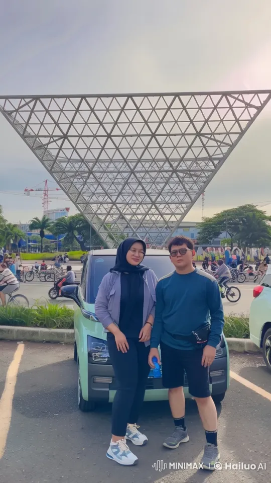 Live2D Animated Couple Performs Kung Fu in Modern Setting – AI Generated Video | Hailuo AI