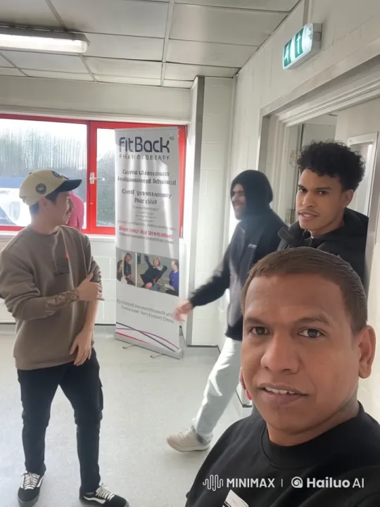 Live2D Animated Kung Fu Fight in FitBack Physiotherapy Setting – AI Generated Video | Hailuo AI