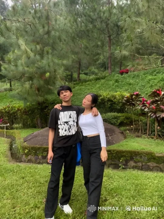 Martial Arts Sparring in Lush Park Setting – AI Generated Video | Hailuo AI