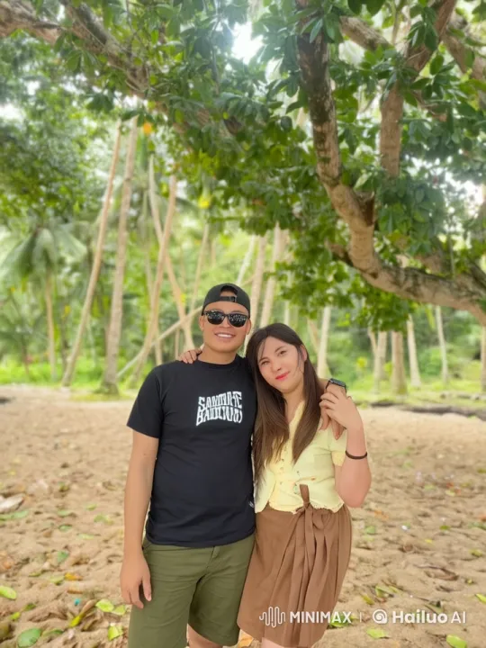 Live2D Kungfu Duo Showcases Martial Arts in Tropical Paradise – AI Generated Video | Hailuo AI