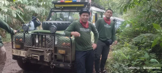 Kung Fu Practitioners Perform in Jungle Setting – AI Generated Video | Hailuo AI