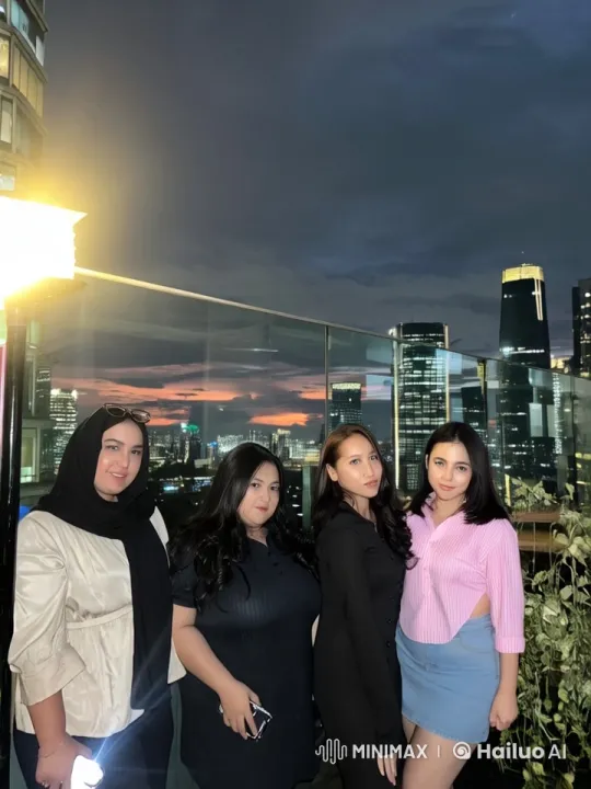 Four Women Perform Kung Fu on Rooftop at Dusk – AI Generated Video | Hailuo AI