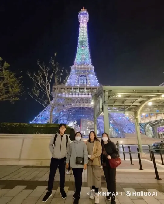Kung Fu Display at Nighttime Eiffel Tower – AI Generated Video | Hailuo AI