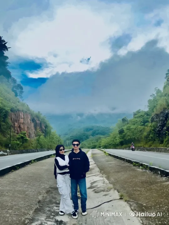 Kung Fu Duel on Mountain Road in Live2D Style – AI Generated Video | Hailuo AI