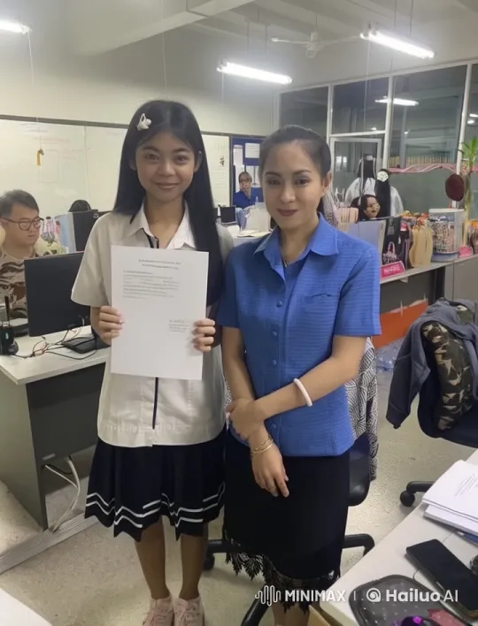 Student Showcases Martial Arts Skills in Office Setting – AI Generated Video | Hailuo AI