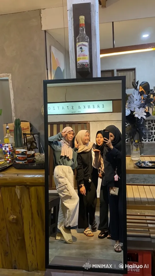 Friends' Dynamic Kung Fu Moves in Cozy Café – AI Generated Video | Hailuo AI