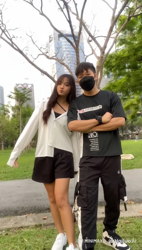 Dynamic Kung Fu Fight in Urban Park Setting – AI Generated Video | Hailuo AI