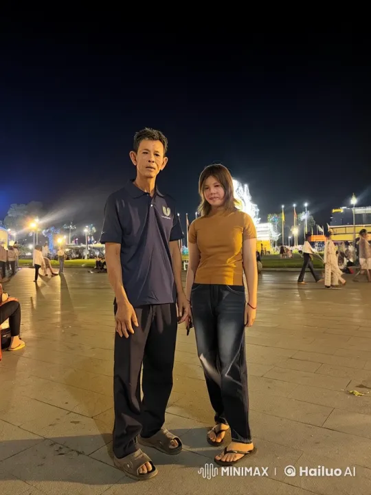 Live2D Kungfu Sequence in Lively Night Setting – AI Generated Video | Hailuo AI