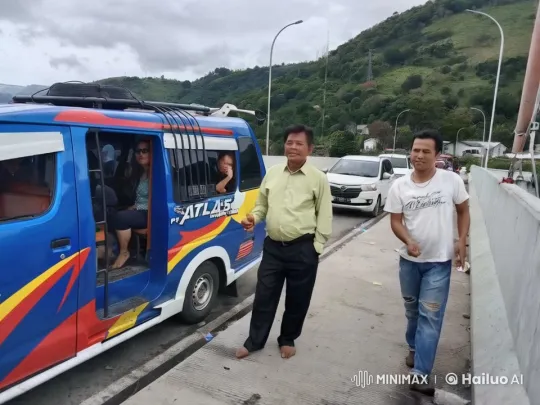Rural Kung Fu Duel by Colorful Van – AI Generated Video | Hailuo AI