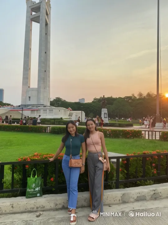 Animated Kungfu Showdown Between Two Women at Monument – AI Generated Video | Hailuo AI