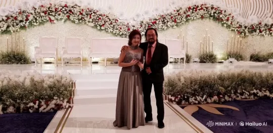 Elegant Couple Combines Romance with Kungfu Mastery – AI Generated Video | Hailuo AI
