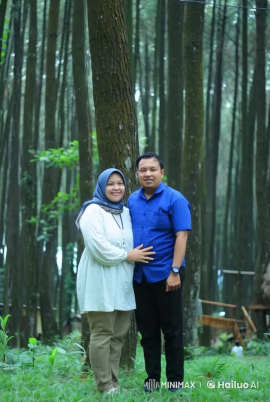 Couple's Intense Kung Fu Sparring in Serene Forest – AI Generated Video | Hailuo AI