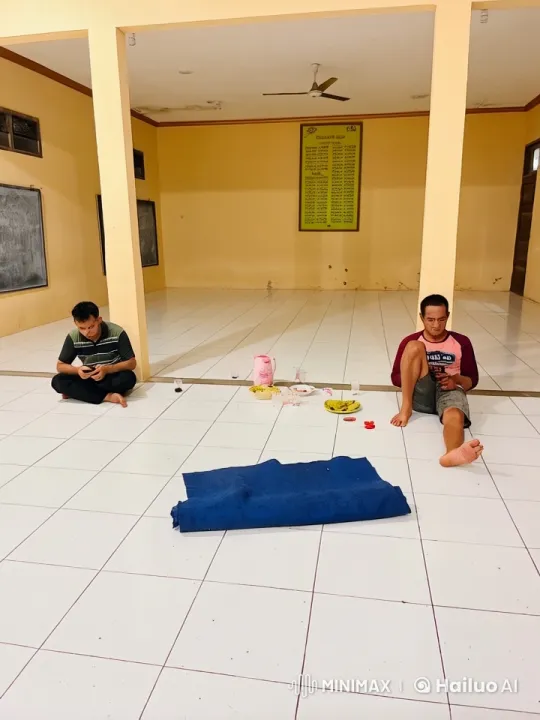 Martial Artist Demonstrates Skills in an Empty Room – AI Generated Video | Hailuo AI