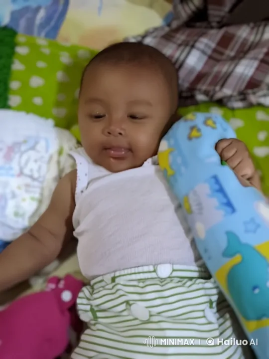 Baby Practicing Gentle Kungfu on Colorful Blanket – AI Generated Video | Hailuo AI