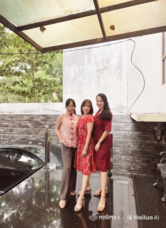 Traditional Attire Meets Martial Arts Grace – AI Generated Video | Hailuo AI