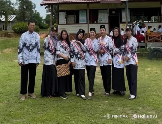 Synchronized Kungfu Performance on a Grass Field – AI Generated Video | Hailuo AI