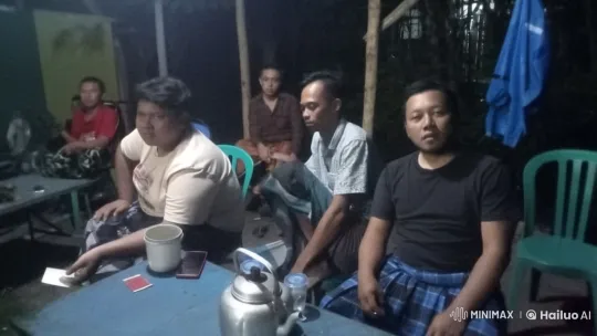 Pencak Silat Practitioners' Night Sparring Session – AI Generated Video | Hailuo AI