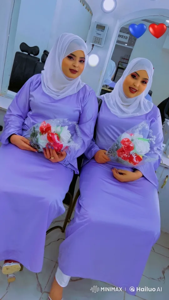 Lavender-Dressed Women Chat in a Bright Beauty Parlor – AI Generated Video | Hailuo AI