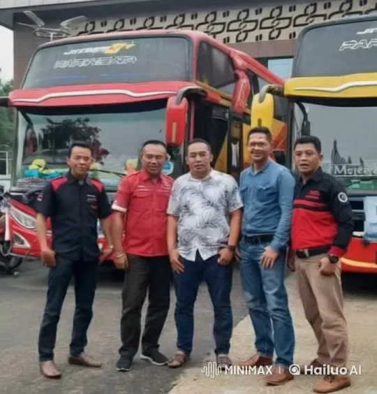 Energetic Martial Arts Fight Scene in Front of Buses – AI Generated Video | Hailuo AI