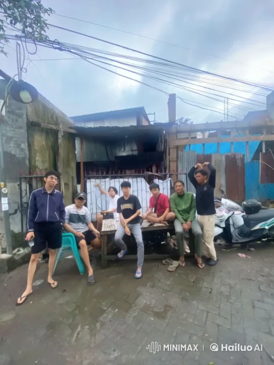 Urban Alley Kung Fu Battle: Graceful Combat Display – AI Generated Video | Hailuo AI