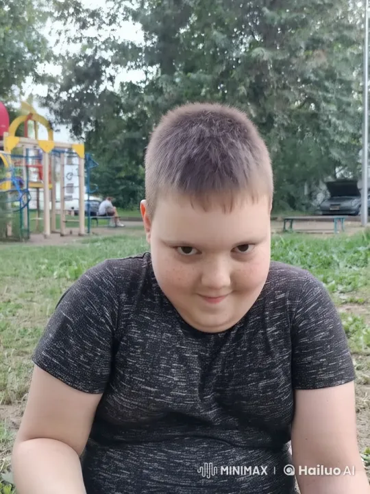 Boy Leaves Bike for Mercedes Amidst Park Serenity – AI Generated Video | Hailuo AI